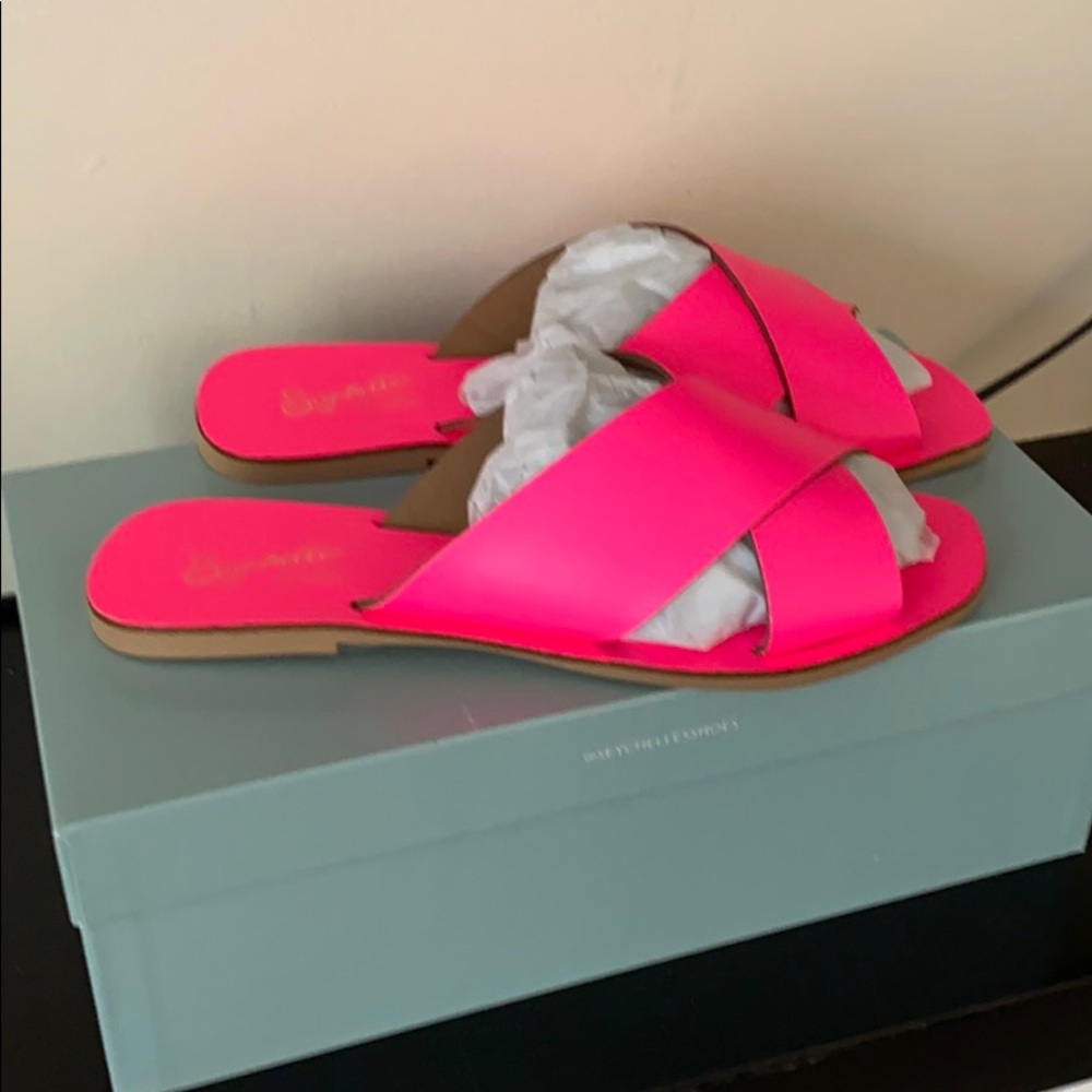 Seychelles Total Relaxation Neon Pink Sandal